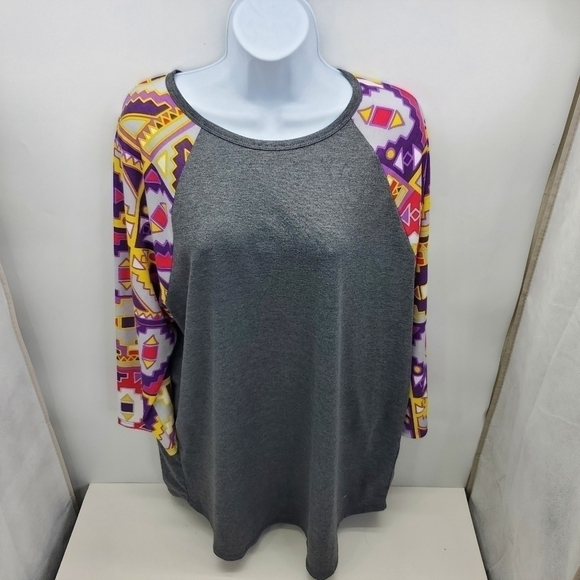 LuLaRoe Randy Style Baseball Tee Shirt Printed Sleeves Women's 2XL - Picture 6 of 7